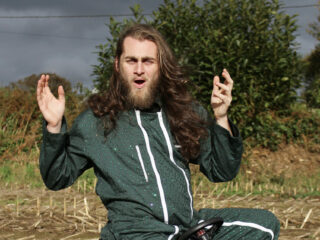 Des paillettes dans le fumier, Damien ROUXEL